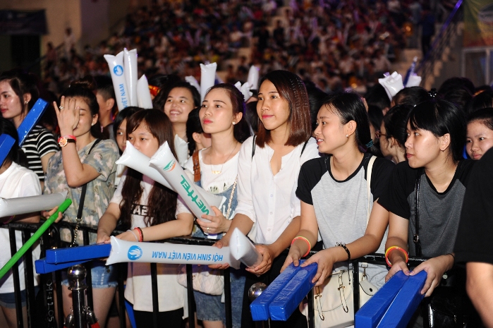 H&agrave;nh tr&igrave;nh B&agrave;i ca sinh vi&ecirc;n 2015 