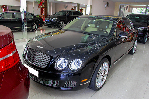 Khi mới về Việt Nam, Bentley Continetal Flying Spur của ''Nữ ho&agrave;ng nội y'' Ngọc Trinh c&oacute; gi&aacute; l&ecirc;n đến 10 tỷ đồng. Ảnh: Kiến thức