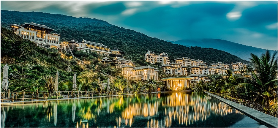 Khu nghỉ dưỡng InterContinental Danang Sun Peninsula Resort được CNN vinh danh