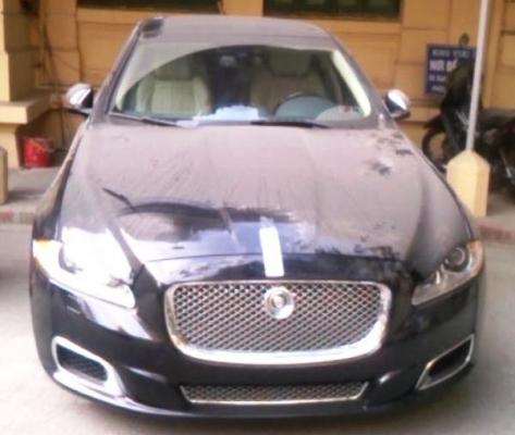 &ocirc; t&ocirc; Jaguar