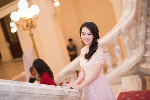 Luôn thu hút mọi ánh nhìn mỗi khi xuất hiện trước công chúng