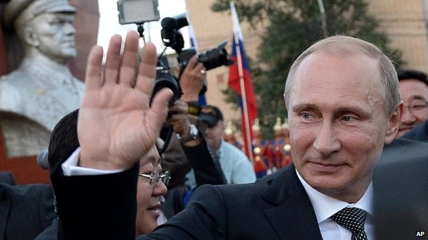 Tổng thống Nga Putin phủ nhận hỗ trợ lực lượng ly khai trong cuộc khủng hoảng ở miền Đ&ocirc;ng Ukraine.