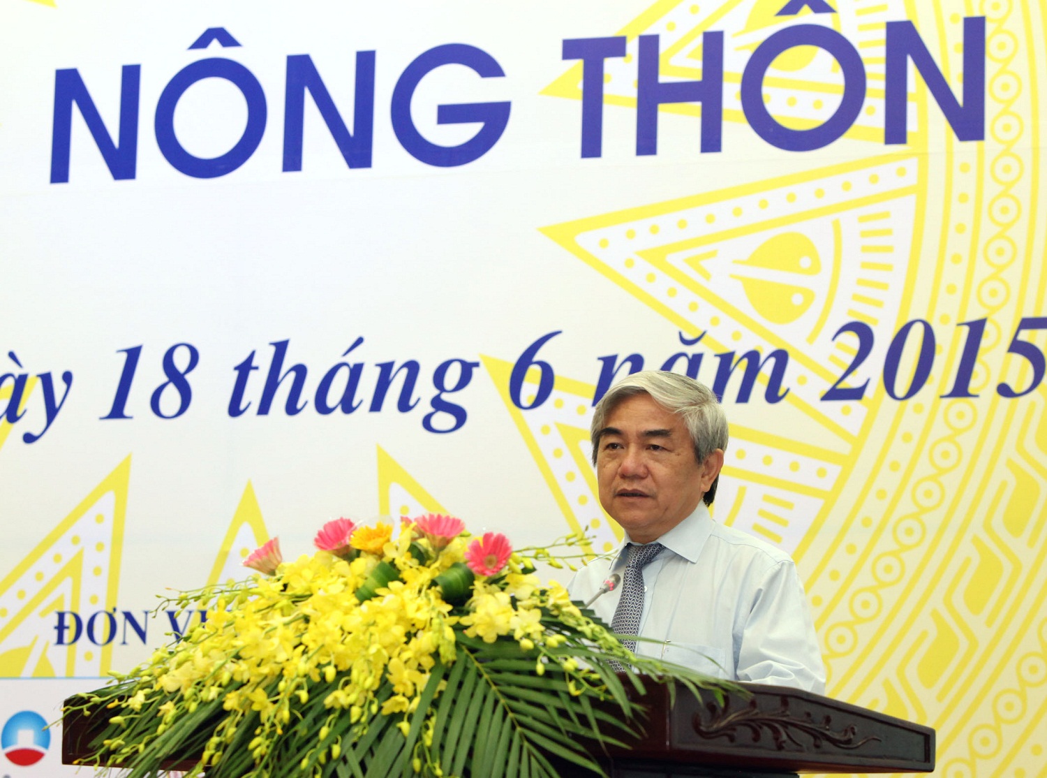 Bộ trưởng Nguyễn Qu&acirc;n ph&aacute;t biểu tại hội nghị