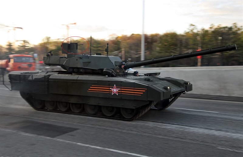 Nga tự động h&oacute;a s&uacute;ng m&aacute;y tr&ecirc;n si&ecirc;u tăng T-14 Armata