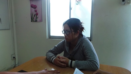 Bắt c&oacute;c trẻ sơ sinh