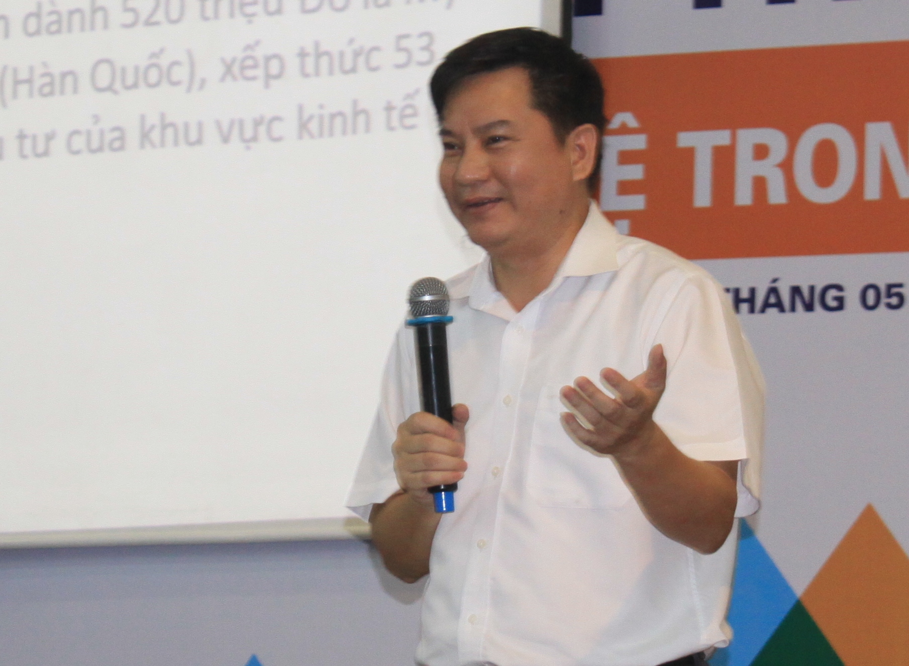 &Ocirc;ng Nguyễn Văn Tr&uacute;c, Gi&aacute;m đốc Trung t&acirc;m Đ&agrave;o tạo v&agrave; Hỗ trợ ph&aacute;t triển thị trường c&ocirc;ng nghệ