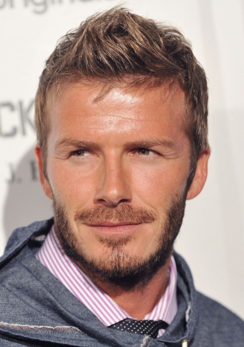 Các quý ông như David Beckham hay Brad Pitt lựa chọn với kiểu tóc undercut cho riêng mình