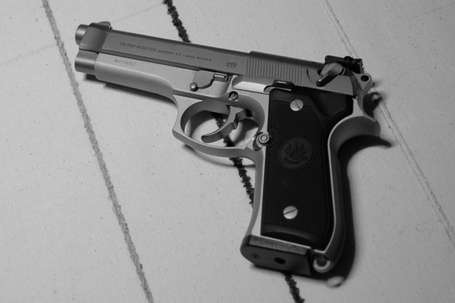 Beretta 92 v&agrave; c&aacute;c bản cải tiến được coi l&agrave; một trong những khẩu s&uacute;ng ngắn tốt nhất thế giới