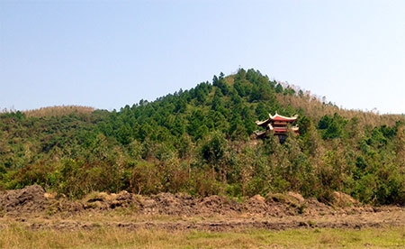 Điểm cao 130 - Nơi an táng thi hài Đại tướng Võ Nguyên Giáp.