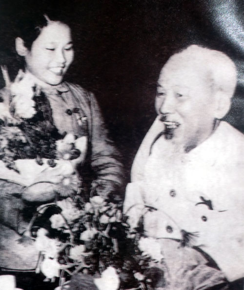 Anh h&ugrave;ng Nguyễn Thị Kim Huế