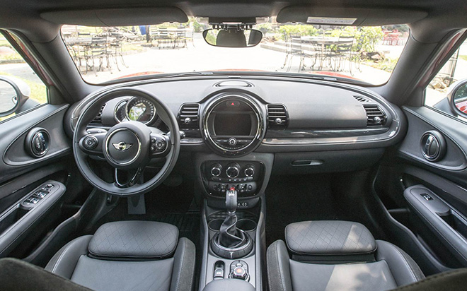Mini Clubman v&agrave; Clubman S ch&iacute;nh thức tr&igrave;nh l&agrave;ng tại Việt Nam