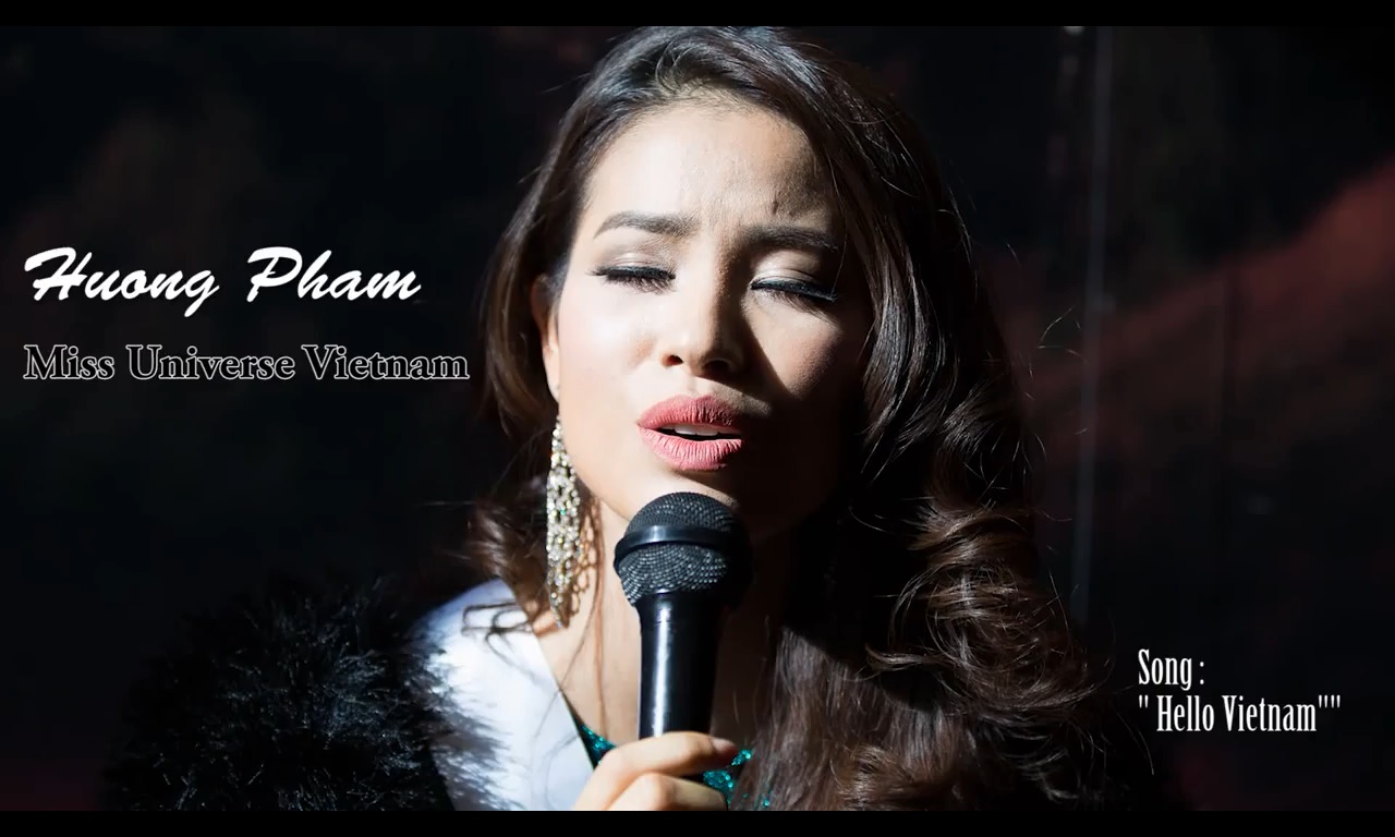 Pham_Huong_hat_hello-viet-nam