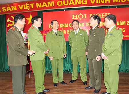 Ng&agrave;y 14/1, Bộ Tư lệnh Cảnh s&aacute;t cơ động, Bộ C&ocirc;ng an đ&atilde; tổ chức tổng kết c&ocirc;ng t&aacute;c năm 2012 v&agrave; triển khai c&ocirc;ng t&aacute;c năm 2013. Tại hội nghị, Thứ trưởng Phạm Qu&yacute; Ngọ đ&atilde; biểu dương những nỗ lực của lực lượng CSCĐ, CSĐN trong năm qua.