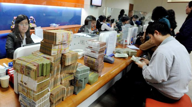 Quan chức phải trả lại qu&agrave;