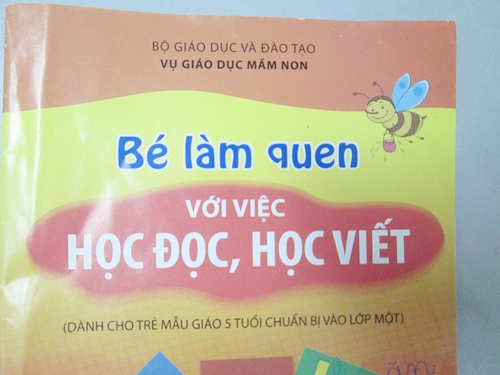 S&aacute;ch lừa trẻ em