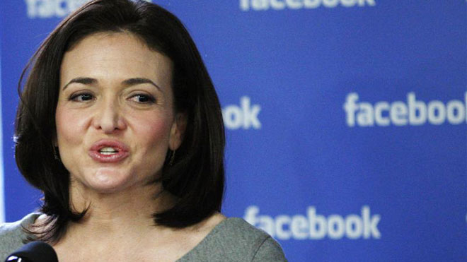 02. Sheryl Sandberg  Người phụ nữ quyền lực đứng thứ 9. Tuổi: 44.  Tổng tài sản: 1 tỷ USD  Giám đốc điều hành của Facebook, Mỹ. Dưới sự lãnh đạo của Sandberg, Facebook đã nâng giá trị là 160 tỷ đồng, cải thiện doanh thu và được tân trang lại chiến lược trên các thiết bị di động.