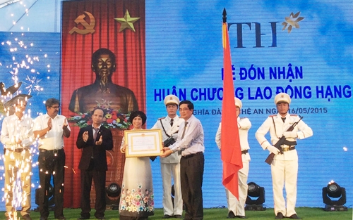 Th tru Milk nhận kỷ lục Ch&acirc;u &Aacute;