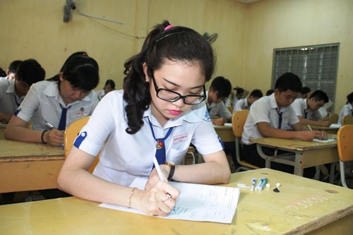 Phương &aacute;n giải m&ocirc;n Văn thi tốt nghiệp THPT 2014