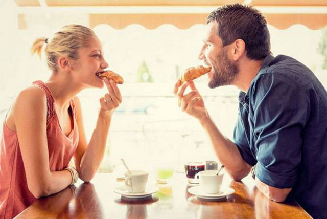 Ăn nhiều đồ chi&ecirc;n gi&ograve;n, dầu mỡ cũng l&agrave; th&oacute;i quen c&oacute; hại cho 13Win19 ưu đãi hấp dẫn v&agrave; đời sống t&igrave;nh dục