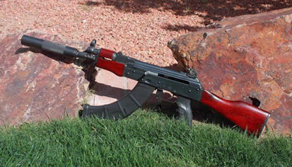 Sung AK 47 phi&ecirc;n bản Trung Quốc c&oacute; gi&aacute; rất rẻ