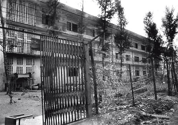 Bảo t&agrave;ng Tuol Sleng
