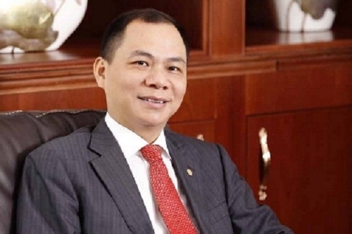 Tỷ ph&uacute; Phạm Nhật Vượng quyết t&acirc;m trồng rau sạch