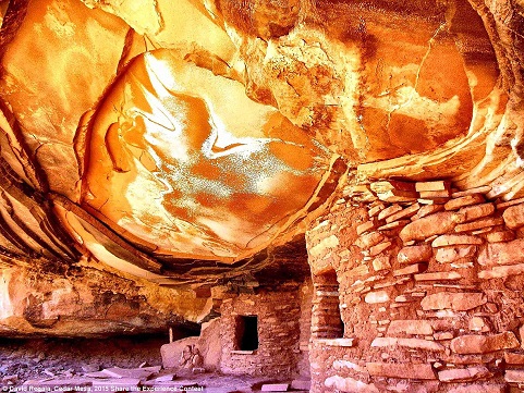 Hình ảnh đẹp tuyệt vời có một không hai trên thế giới, khi ánh sáng chiếu vào góc tường Anasazi tại Vườn quốc gia Mesa Verde mê hoặc lòng người