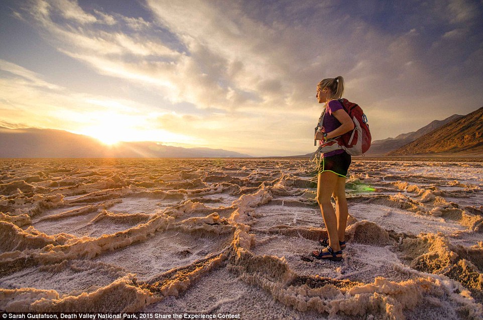 Tên gọi Death Valley bắt nguồn từ những cái chết bí ẩn của rất nhiều đoàn khi vô tình đi lạc vào đây. Cái tên “Thung lũng chết” gắn liền với nó từ đó như một lời cảnh báo về những sức mạnh thần bí gây ra “chết chóc” tồn tại ở đây.