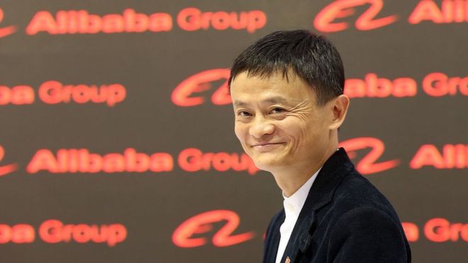 Tỷ ph&uacute; Jack Ma mạnh tay đầu tư 266 triệu USD mua lại tờ The South China Morning Post. Ảnh: BBC