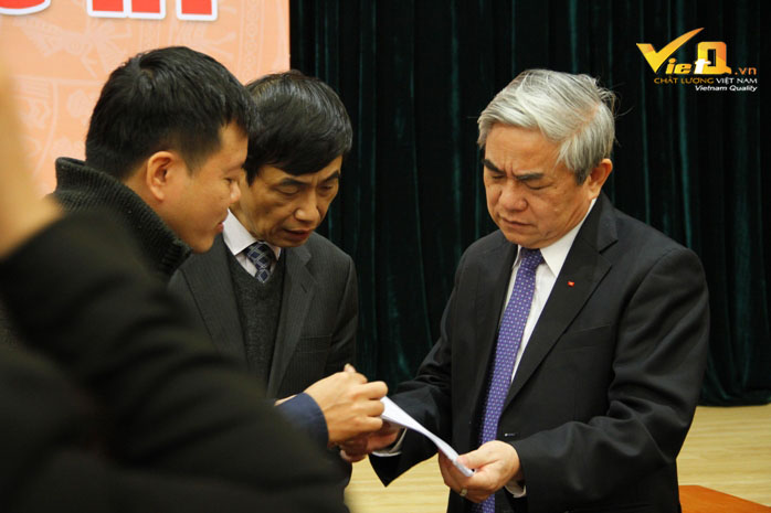 Bộ trưởng bộ khoa học c&ocirc;ng nghệ