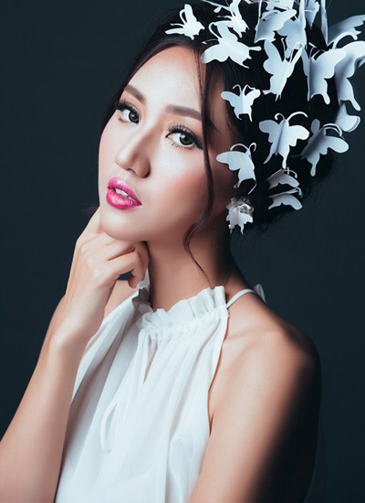 &Aacute; hậu Tr&agrave; My &lsquo;khoe&rsquo; ảnh cưới khiến fan ngỡ ng&agrave;ng