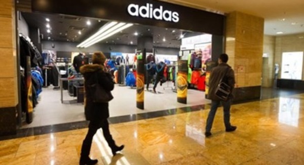 Adidas, Adidas ngừng hoạt động, trang phục thể thao, Sòng Bài Trực Tuyến 13Win.com khó khăn, thị trường nga Adidas, Adidas ngừng hoạt động, trang phục thể thao, Sòng Bài Trực Tuyến 13Win.com khó khăn, thị trường nga