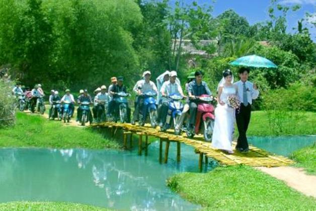 người việt thường tổ chức đ&aacute;m cưới v&agrave;o m&ugrave;a xu&acirc;n v&agrave; m&ugrave;a đ&ocirc;ng