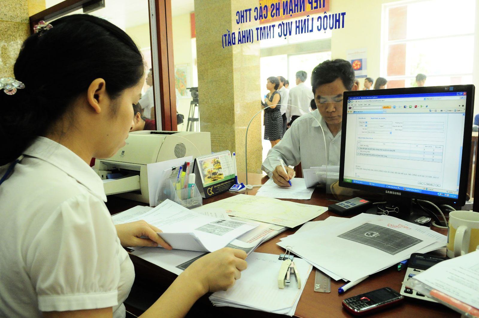 Vụ việc con d&acirc;u l&agrave;m giấy khai tử cho cả nh&agrave; chồng đang c&ograve;n sống sẽ được Sở Tư ph&aacute;p An Giang tiếp tục điều tra lam r&otilde;