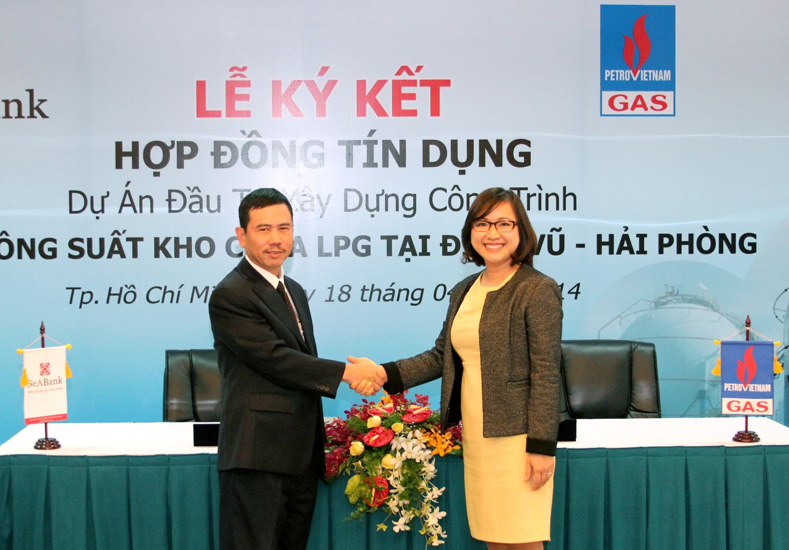 Lê Thu Thủy từng đảm nhiệm chức vụ quyền Tổng giám đốc của Ngân hàng này vào những năm 2011 đến 2013. Hiện nay, cô là Phó Chủ tịch Thường trực HĐQT kiêm Phó Tổng giám đốc thứ nhất của Ngân hàng. Lê Thu Thủy từng đảm nhiệm chức vụ quyền Tổng giám đốc của Ngân hàng này vào những năm 2011 đến 2013. Hiện nay, cô là Phó Chủ tịch Thường trực HĐQT kiêm Phó Tổng giám đốc thứ nhất của Ngân hàng.