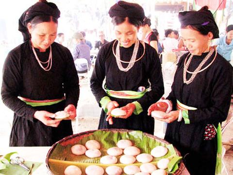 Tục 'ăn Tết lại' l&agrave; n&eacute;t đẹp văn h&oacute;a của người T&agrave;y Bắc Kạn
