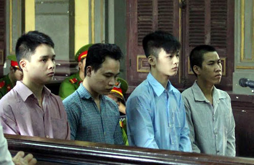 C&aacute;c bị c&aacute;o tại t&ograve;a