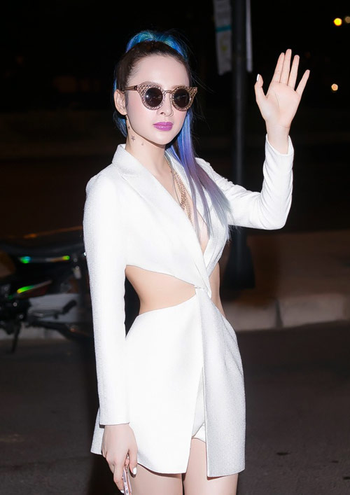 Trước đ&oacute;, Angela Phương Trinh bị nghi ngờ diện đồ nh&aacute;i Balmain