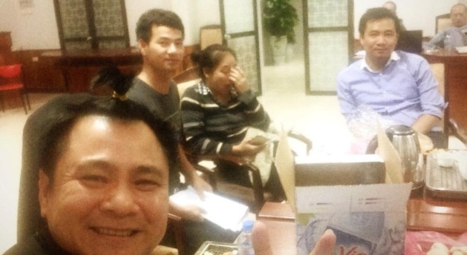 H&igrave;nh ảnh nghệ sĩ Tự Long trong hậu trường T&aacute;o Qu&acirc;n 2015 l&agrave; t&iacute;n tức giải tr&iacute; mới nhất được đề cập đến