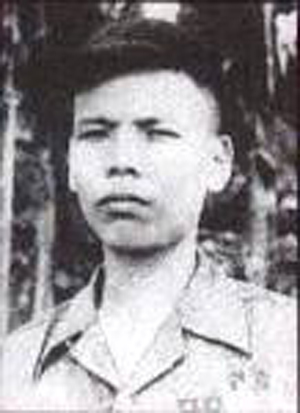 anh h&ugrave;ng Trần Can