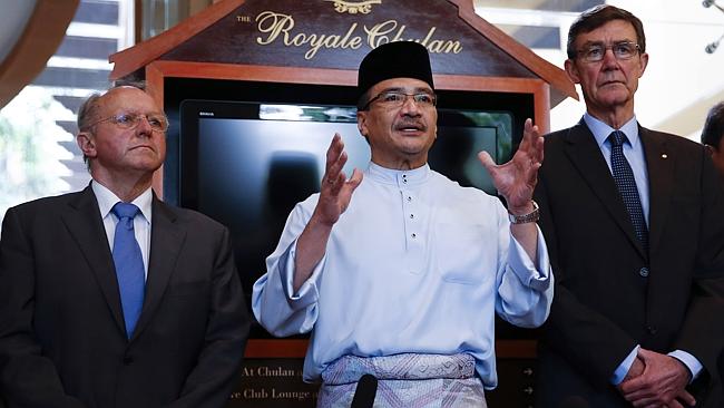 bộ trưởng bộ quốc ph&ograve;ng Malaysia