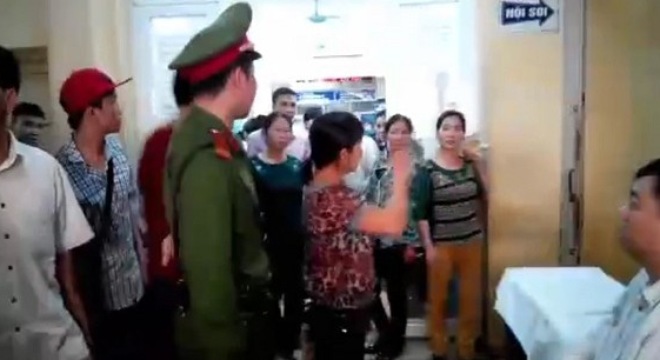 bác sĩ viện K vòi tiền bệnh nhân bác sĩ viện K vòi tiền bệnh nhân