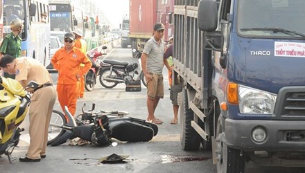 Hiện trường vụ tai nạn giao th&ocirc;ng chết người ở quận Thủ Đức, TPHCM
