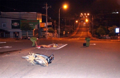 Hiện trường vụ tai nạn giao th&ocirc;ng nghi&ecirc;m trọng khiến 2 người tử vong ở L&acirc;m Đồng