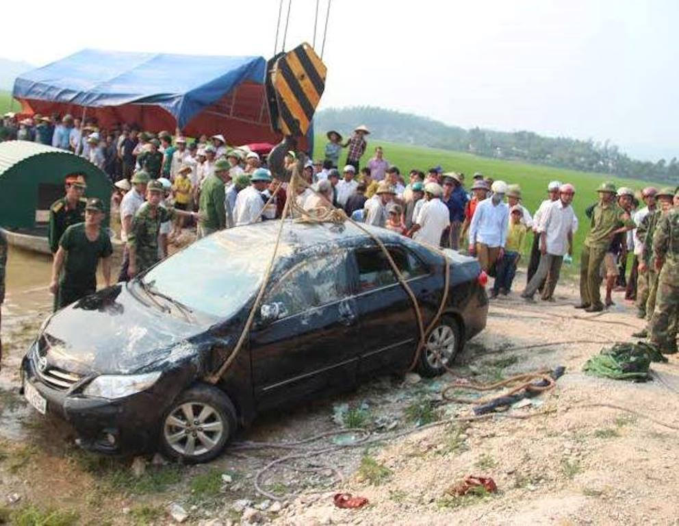 Hiện tại, cơ quan chức năng đang tiếp tục điều tra nguy&ecirc;n nh&acirc;n vụ tai nạn giao th&ocirc;ng