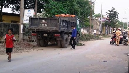 Theo người d&acirc;n địa phương, khu vực nơi nam sinh lớp 9 tử vong thường xuy&ecirc;n xảy ra tai nạn giao th&ocirc;ng
