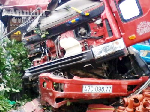 Bản tin tai nạn giao th&ocirc;ng mới nhất 24h qua ng&agrave;y 22/11