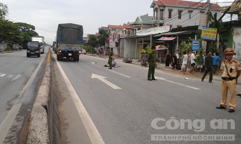Lực lượng công an nhanh chóng giải quyết vụ tai nạn giao thông