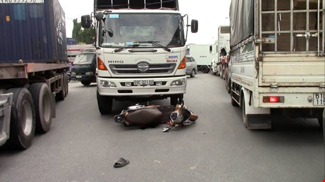 May mắn vụ tai nạn giao th&ocirc;ng kh&ocirc;ng c&oacute; thiệt hại về người