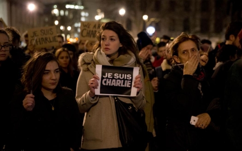 &Aacute;n bản mới nhất của b&aacute;o Charlie Hebdo sẽ ph&aacute;t h&agrave;nh v&agrave;o ng&agrave;y mai 25/2
